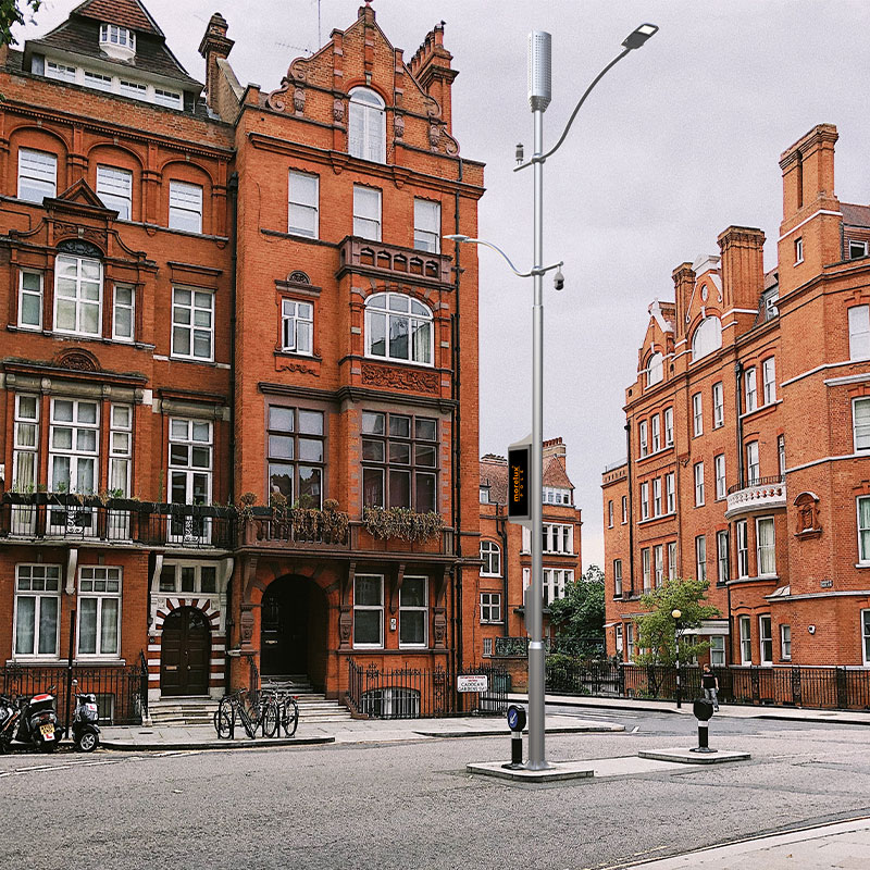 Palo per lampione intelligente in lega di alluminio